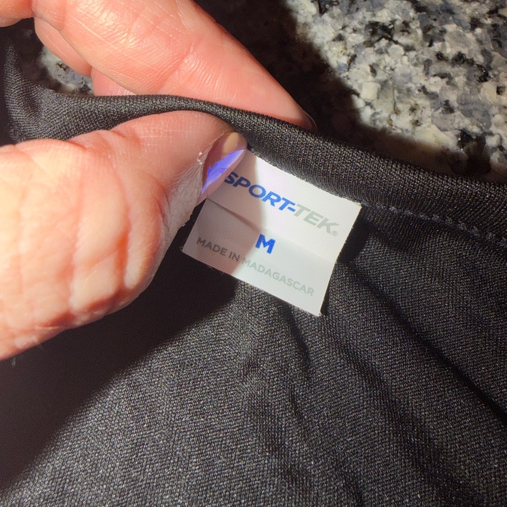 Crunch Fitness Tank Tops (Group Fitness) Lot - Picture 2 of 2